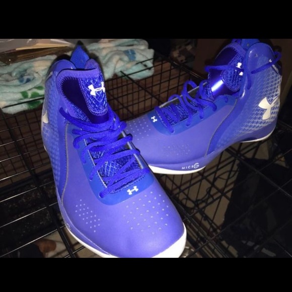 ClutchFit sneakers - Picture 2 of 2